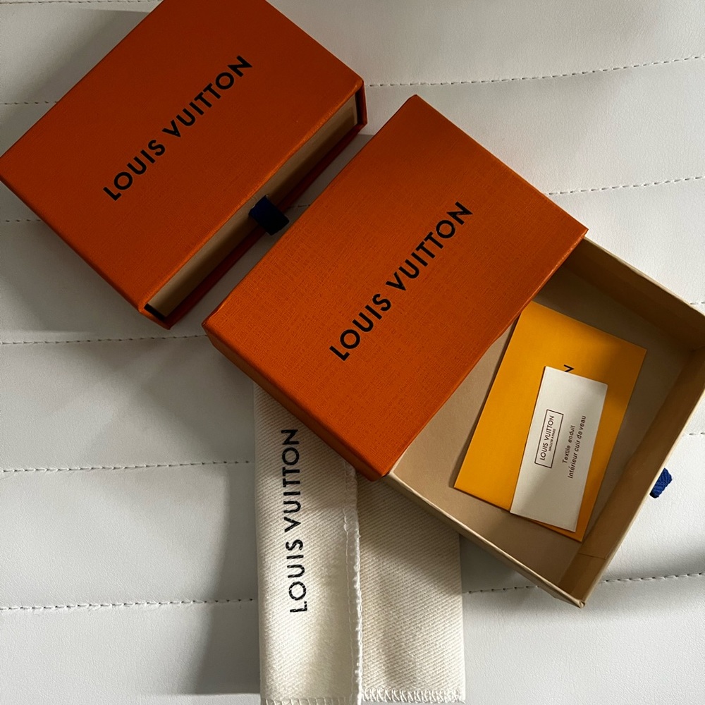 Accessory Boxes